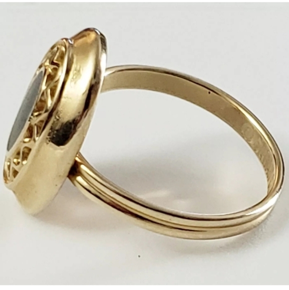 Vintage Sarah Coventry Goldtone Gold Tone  And ?Onyx Adjustable Ring Signed - Picture 3 of 6